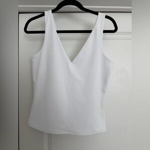 Express Body Contour White V-Neck Top - Size M - Excellent Condition
